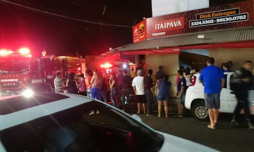 Teto de bar desaba e fere garçom no bairro Pedro Cavalini