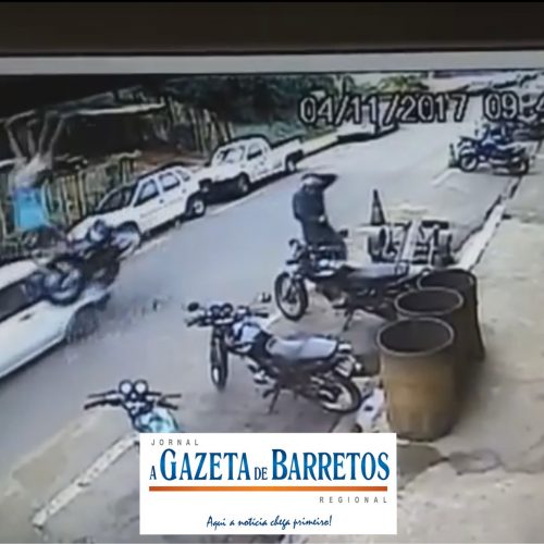 BARRETOS: Proprietário de veículo atingido por moto que estava “empinando” registrou ocorrência na delegacia