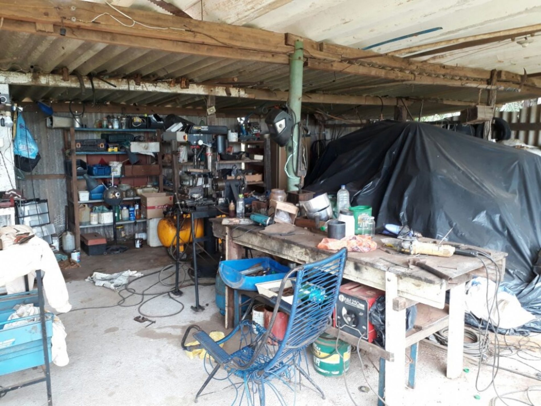 REGIÃO: Polícia descobre fábrica clandestina de armas