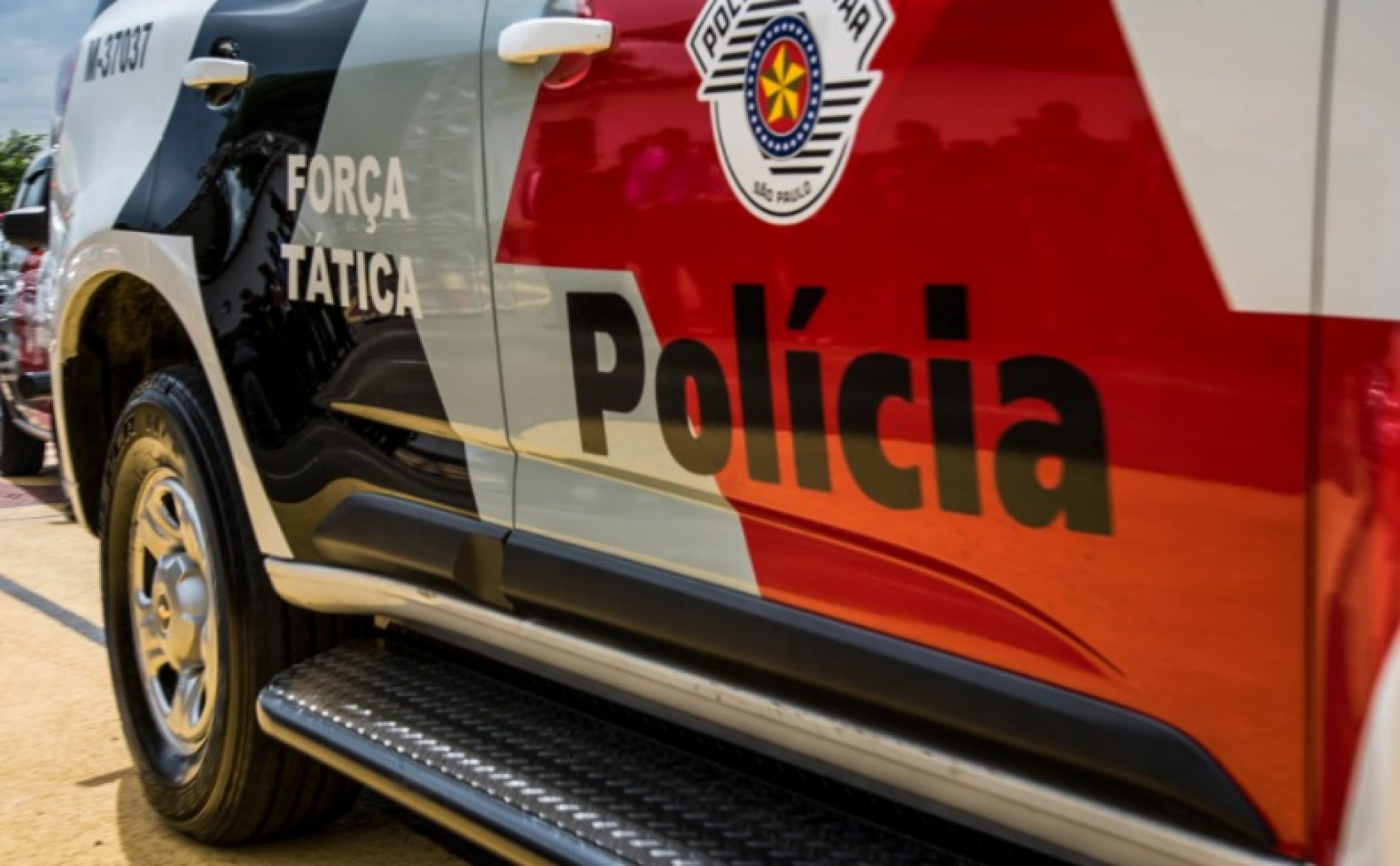 BARRETOS: Força Tática localiza em Barretos veículo roubado em Colômbia