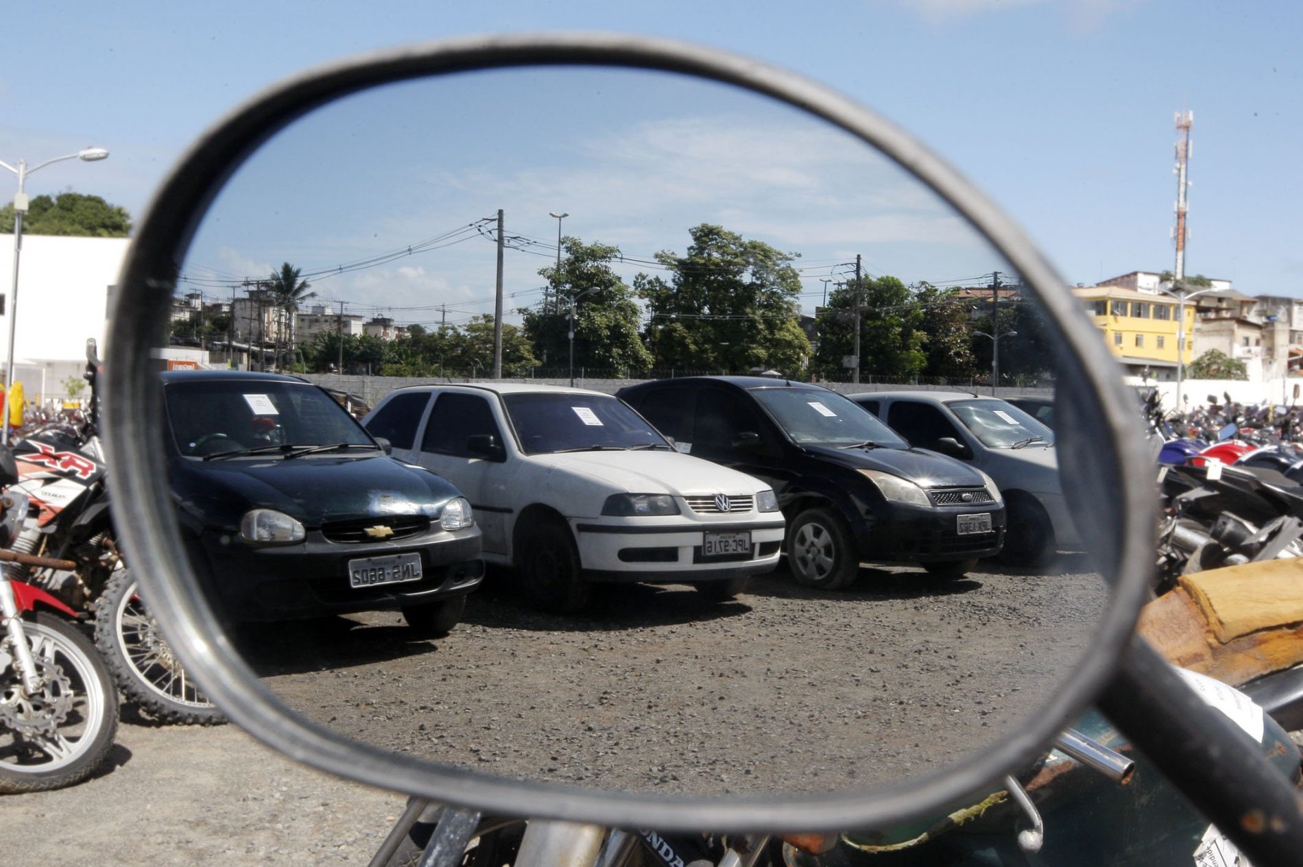 REGIÃO: Detran realiza leilão de 674 veículos em oito cidades na região de Ribeirão Preto
