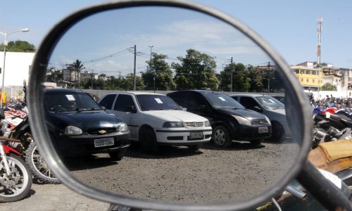 REGIÃO: Detran realiza leilão de 674 veículos em oito cidades na região de Ribeirão Preto