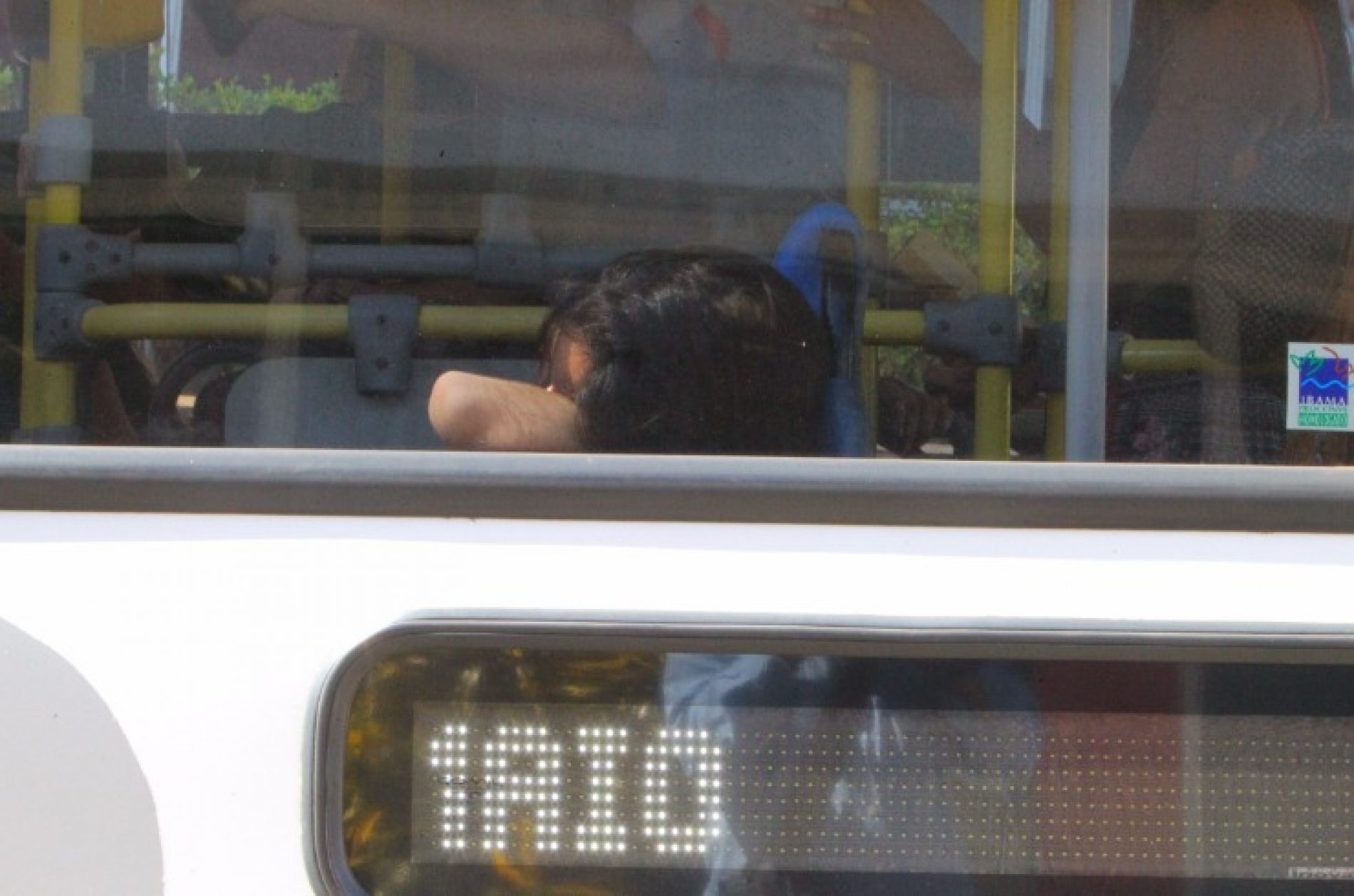 REGIÃO: Mulher acusa assédio sexual e ameaça dentro de ônibus