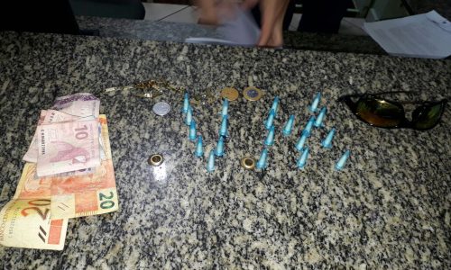 Barretos: Traficante e suspeito de roubo é preso Policia Militar no bairro Alvorada