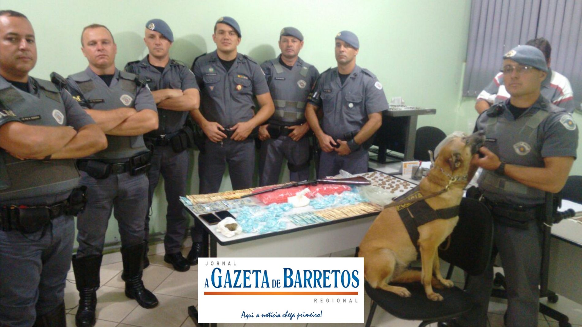 BARRETOS: Operação com as equipes da ROCAM, Força Tática e Canil, prende dois e apreende drogas, dinheiro, arma, Rádio HT e celulares