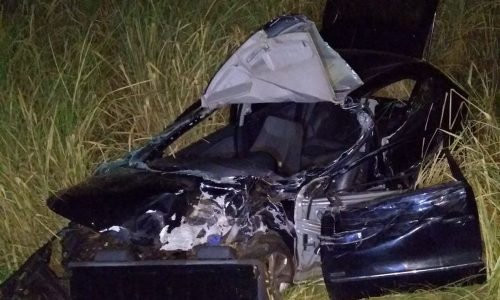 REGIÃO:   Rio Preto e Araçatuba Motorista morre após colisão frontal entre carro e caminhão em rodovia