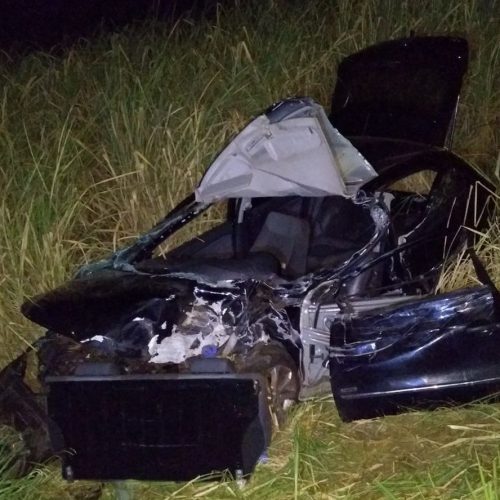 REGIÃO:   Rio Preto e Araçatuba Motorista morre após colisão frontal entre carro e caminhão em rodovia