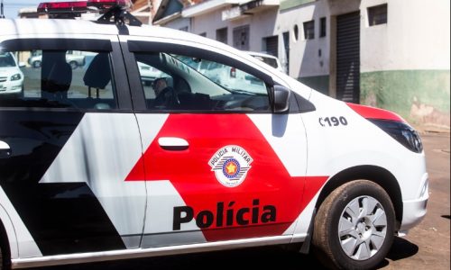 BARRETOS: Operação com Militares da Força Tática e Canil, prende jovem por tráfico perto de hospital infantil