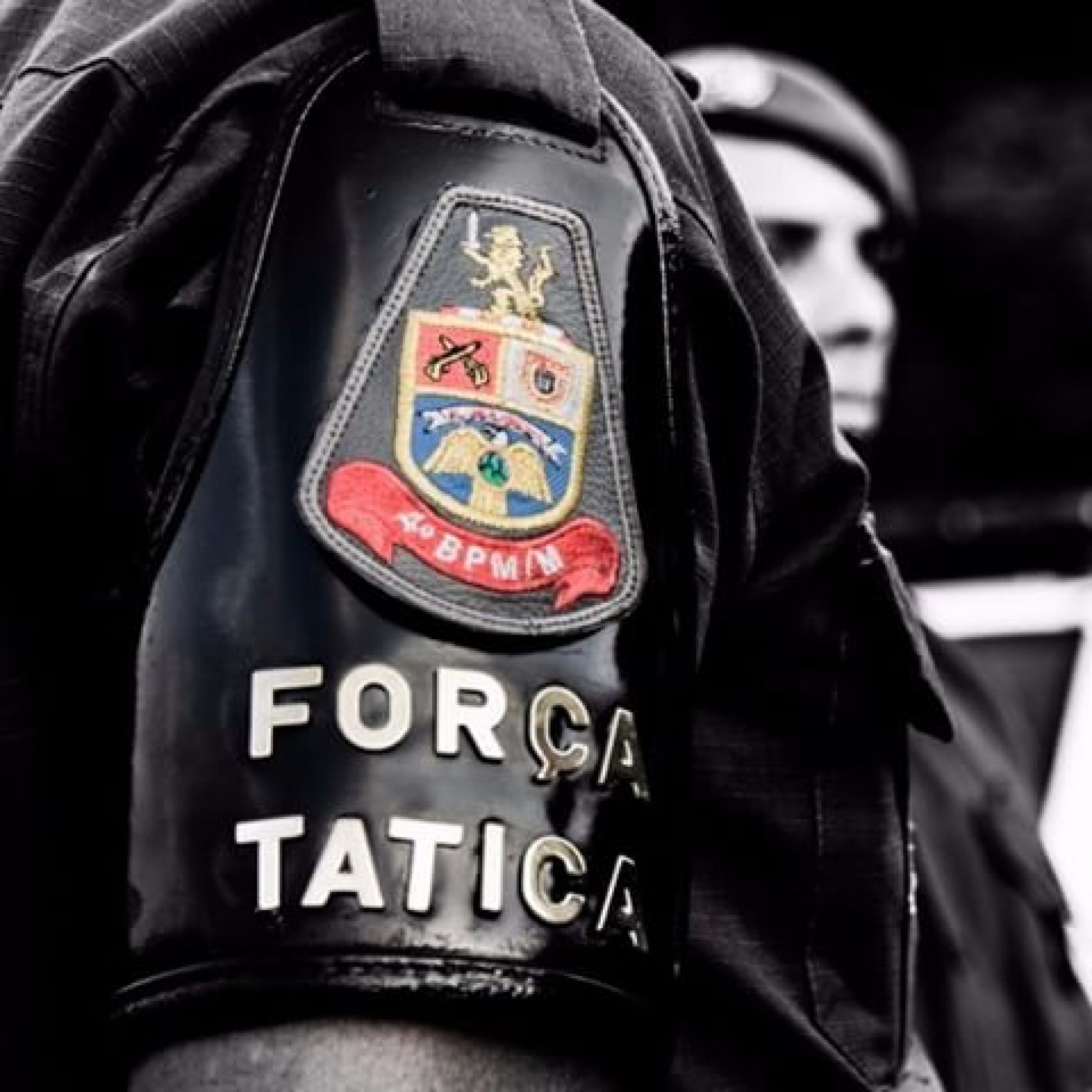 BARRETOS: Força Tática prende agente de segurança traficando drogas perto de escola infantil
