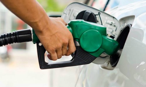 BARRETOS: Motorista foge de posto de combustíveis sem pagar pelo abastecimento