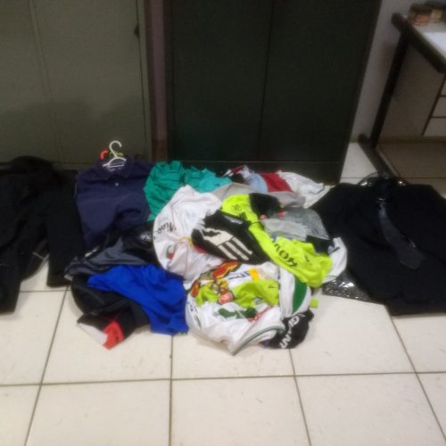 BARRETOS: Policia Militar prende em flagrante indivíduo furtando roupas, joias e outros objetos em residência no bairro América