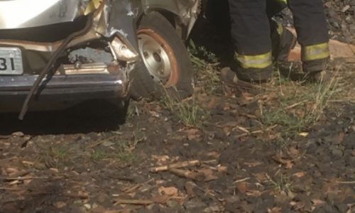 REGIÃO: Idoso fica ferido em acidente entre carro e trem