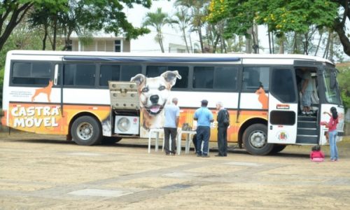 BARRETOS: Ladrões furtam baterias e outros objetos do ônibus “Castra Móvel”