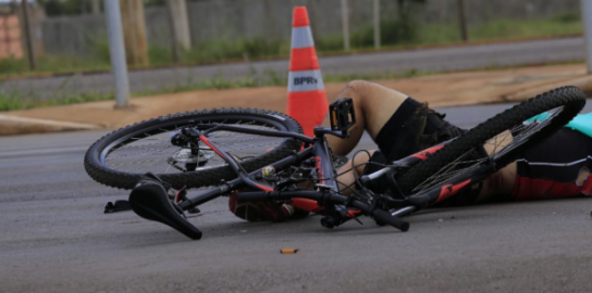 TRAGÉDIA! Ciclista morre após ser atropelado por Guincho em Guaraci-SP