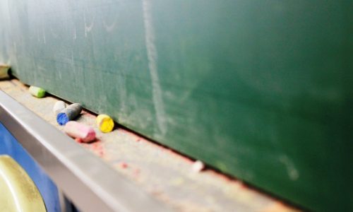 EDUCAÇÃO: Encerra hoje cadastro para professor temporário na rede estadual