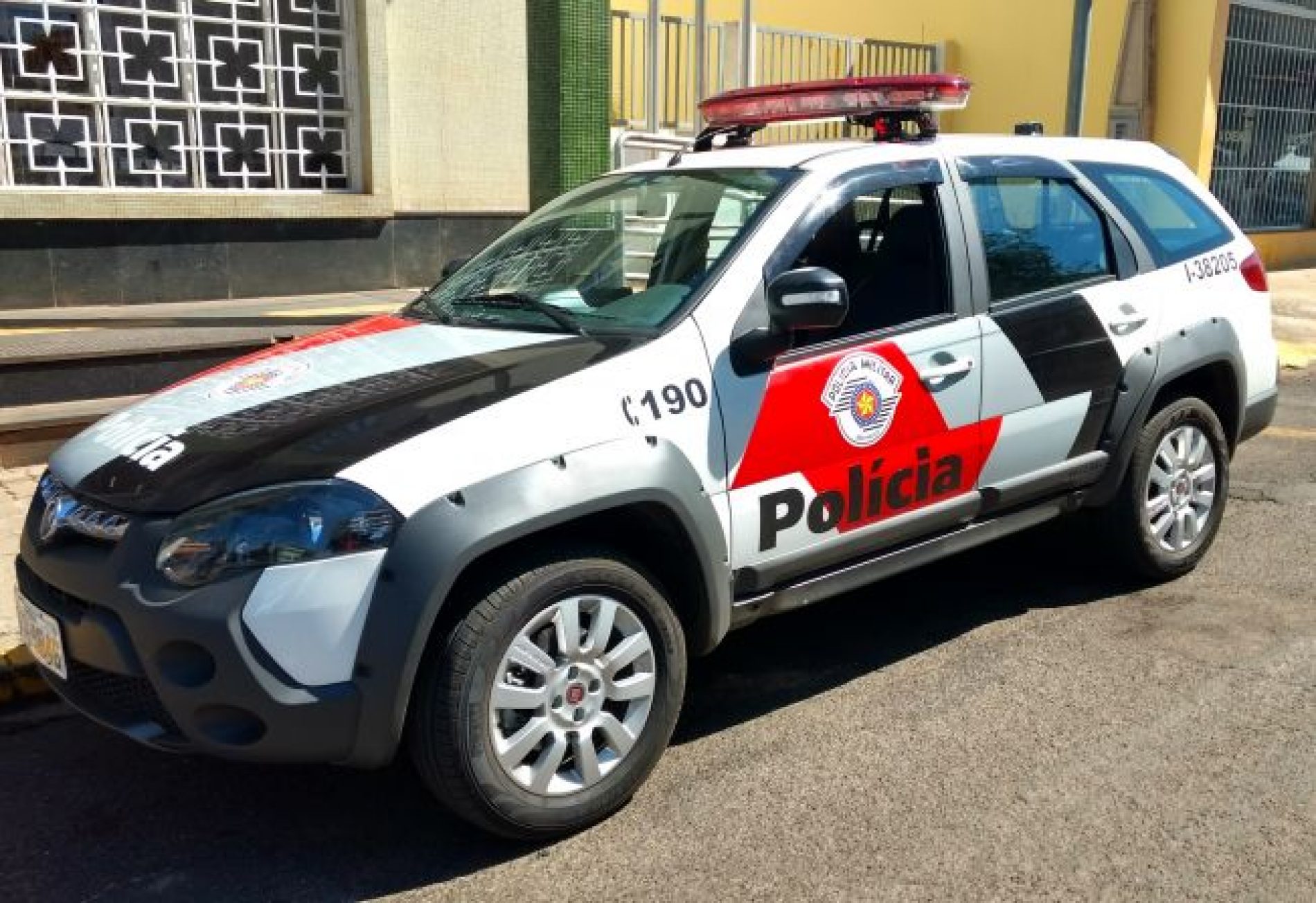 BARRETOS: Policia Militar prende rapaz traficando drogas nas imediações da Rodoviária