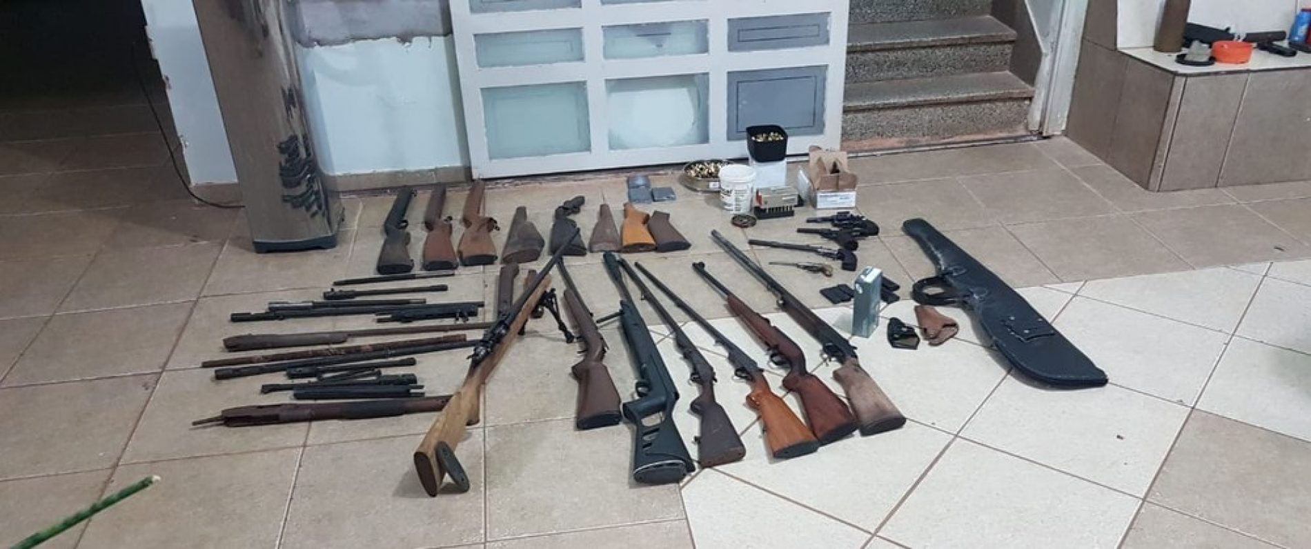 OLÍMPIA: Polícia apreende arsenal após roubo a colecionador