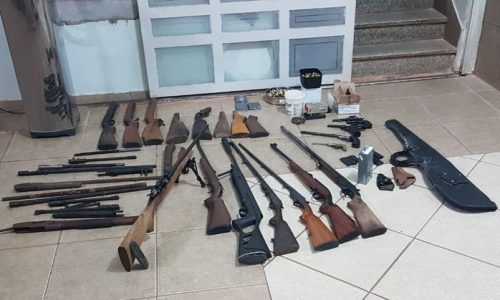 OLÍMPIA: Polícia apreende arsenal após roubo a colecionador