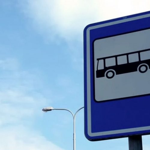 BARRETOS: Aposentada tem carteira furtada em ponto de ônibus no centro da cidade