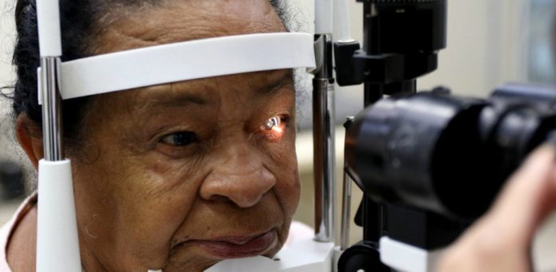 SAÚDE: Doença que leva à perda de visão tem novo tratamento na rede pública