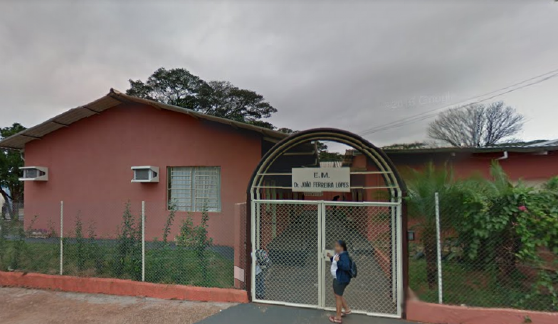 BARRETOS: Ladrões furtam diversos gêneros alimentícios em escola no bairro Rios