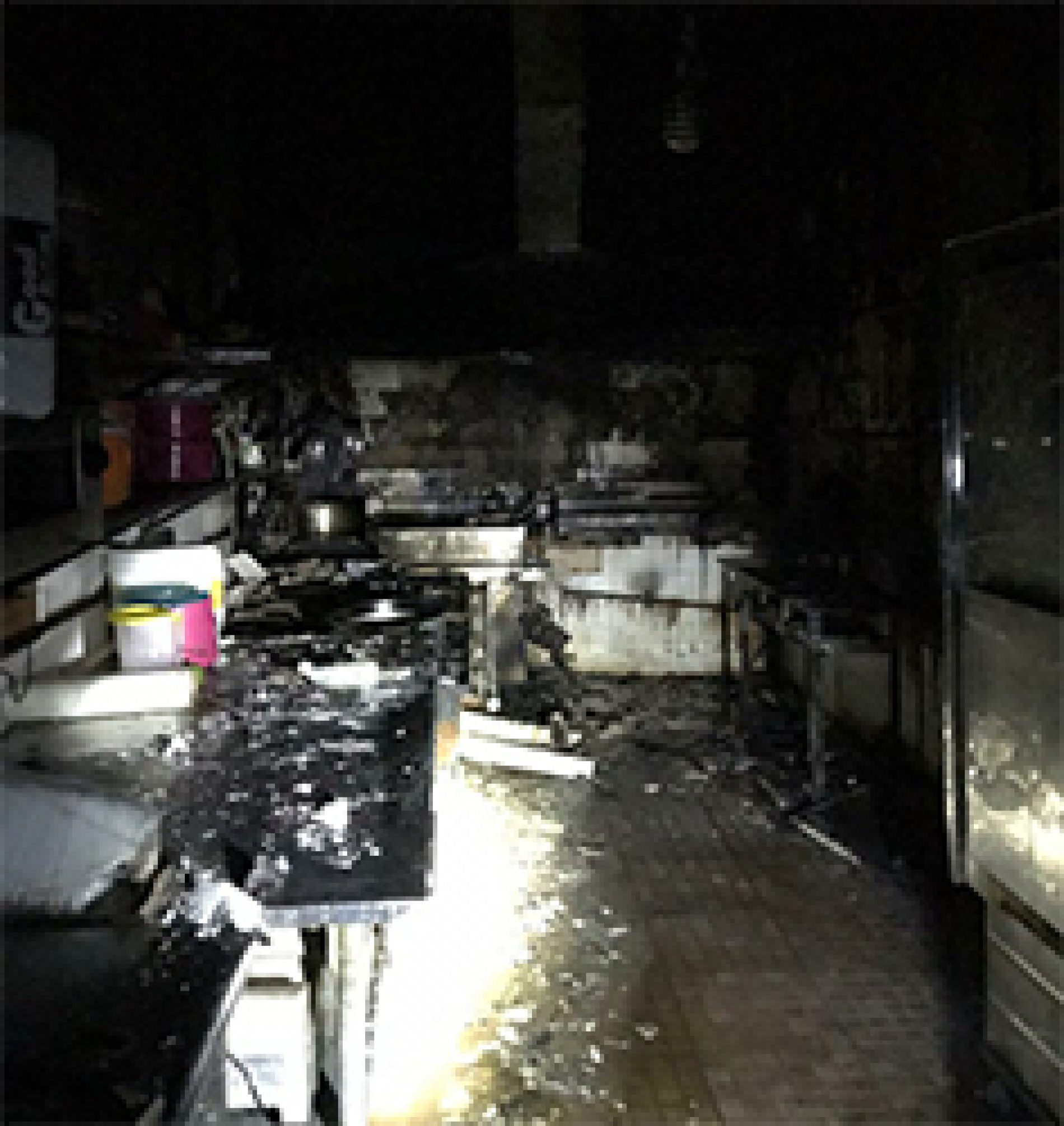 BARRETOS: Bombeiros combateram incêndio no centro da cidade na madrugada do último sábado