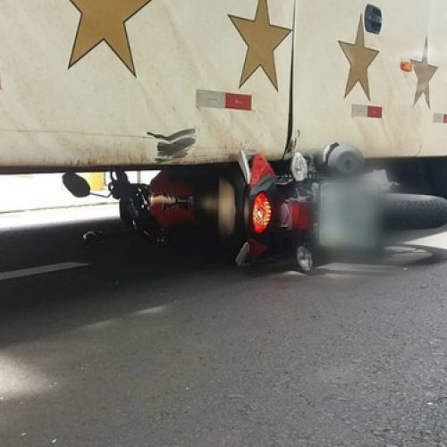 REGIÃO: Ônibus arrastou motociclista por 40 metros em acidente fatal, diz PM