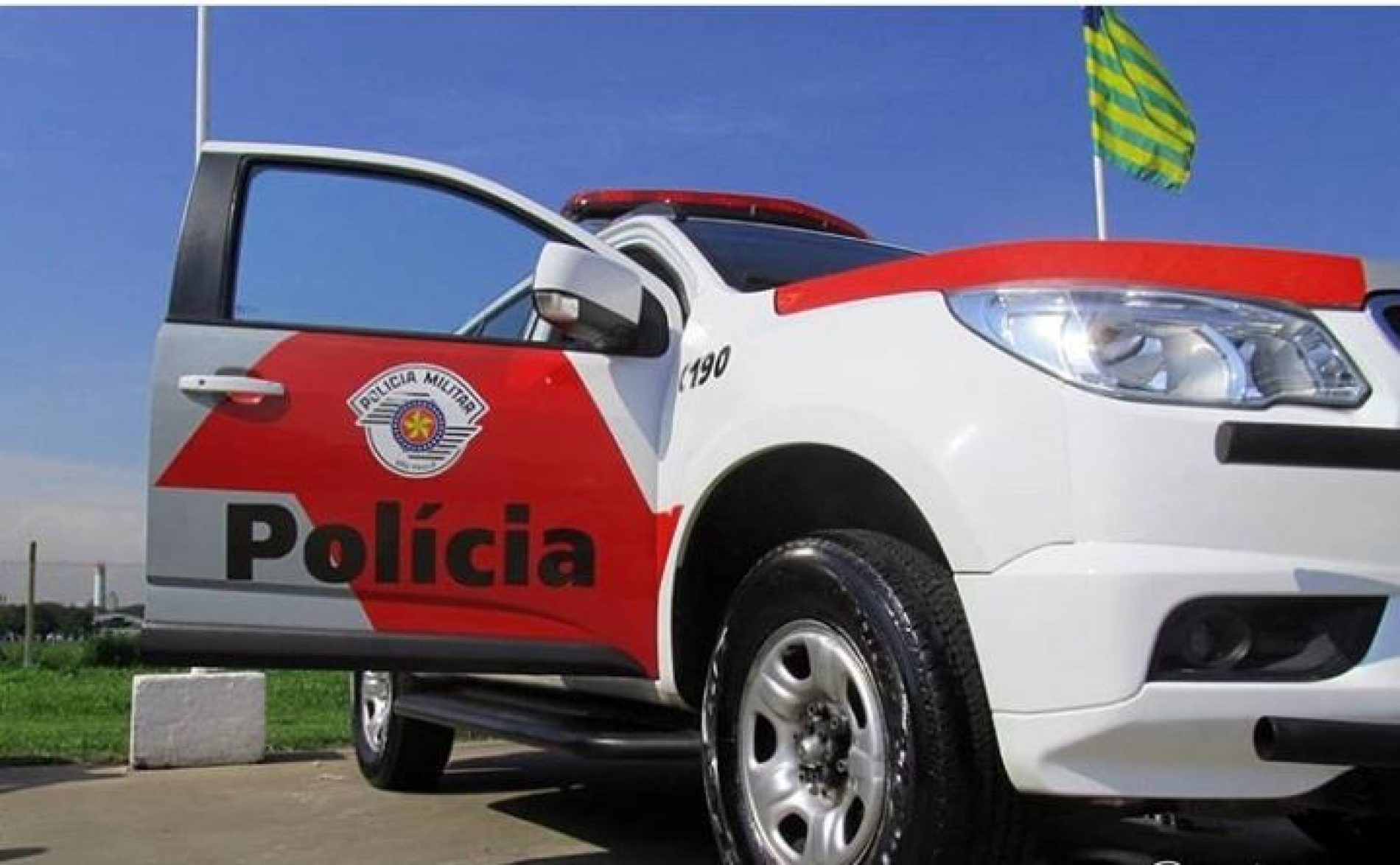 BARRETOS: Policia Militar monta estratégia em mata e prende dois por tráfico no Barretos II