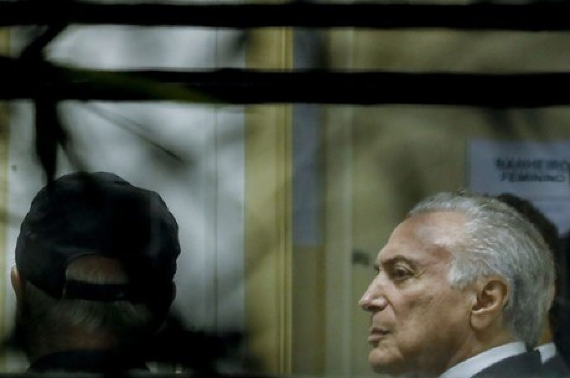 BRASIL: Ministros do STJ determinam soltura de Temer e coronel Lima