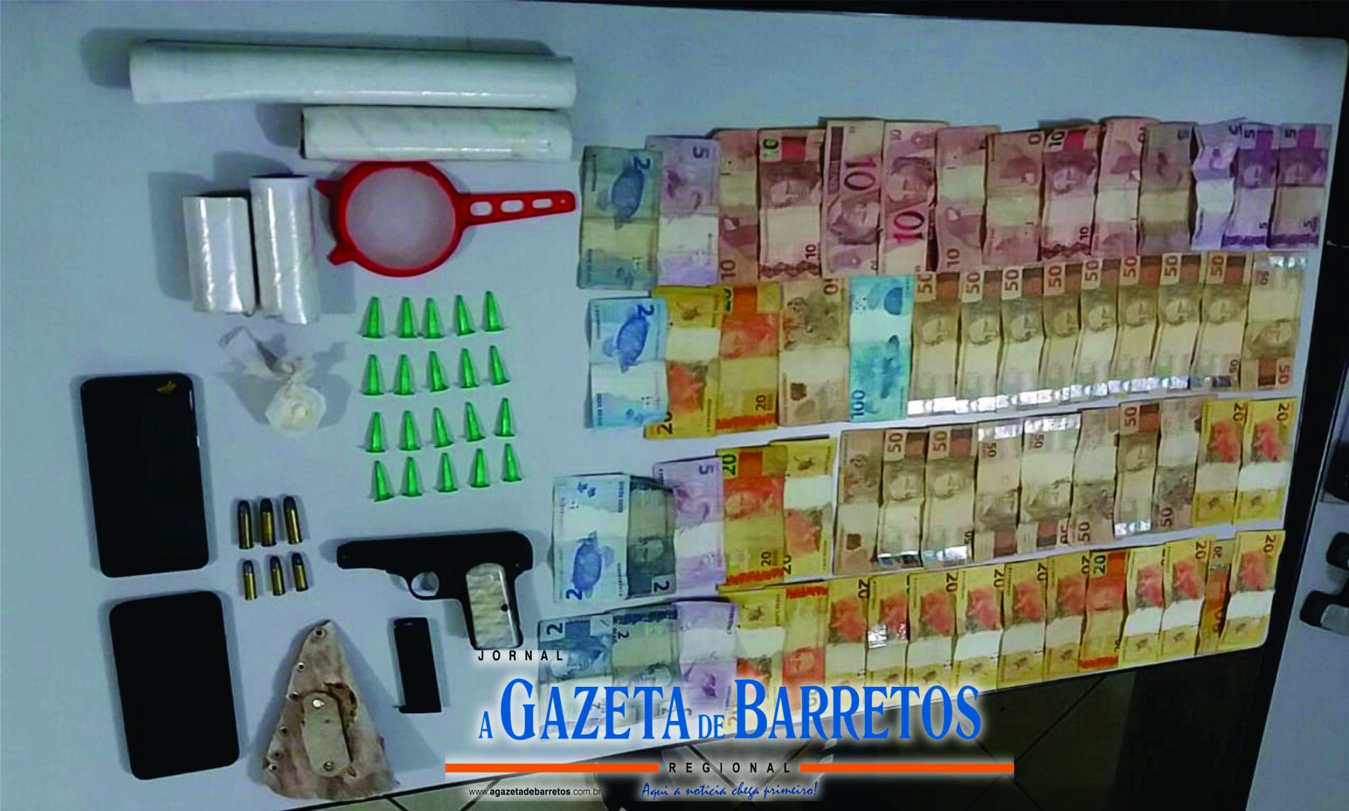 BARRETOS: Após PERSEGUIÇÃO,  homem é preso com drogas, dinheiro pistola,  munições e vários objetos relacionados ao  TRÁFICO