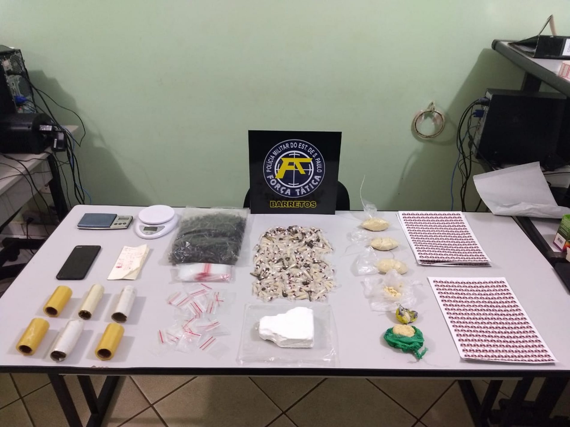 BARRETOS:  Estudante de engenharia é preso guardando drogas em sua residência