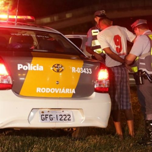 REGIÃO: Jovem é suspeito de matar vizinho, fugir com o carro dele e se envolver em acidente