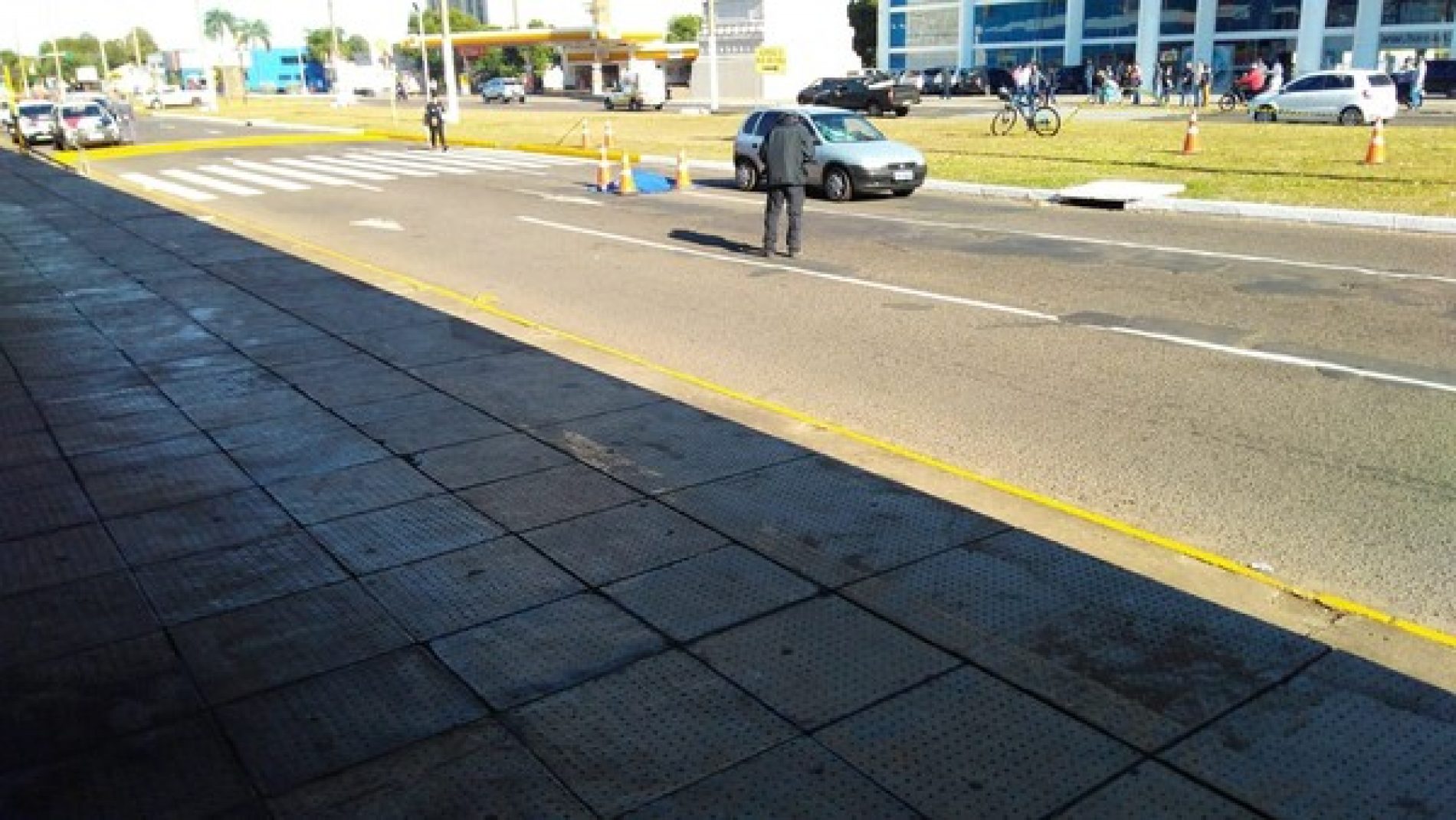 REGIÃO: Homem morre atropelado na faixa de pedestre em avenida