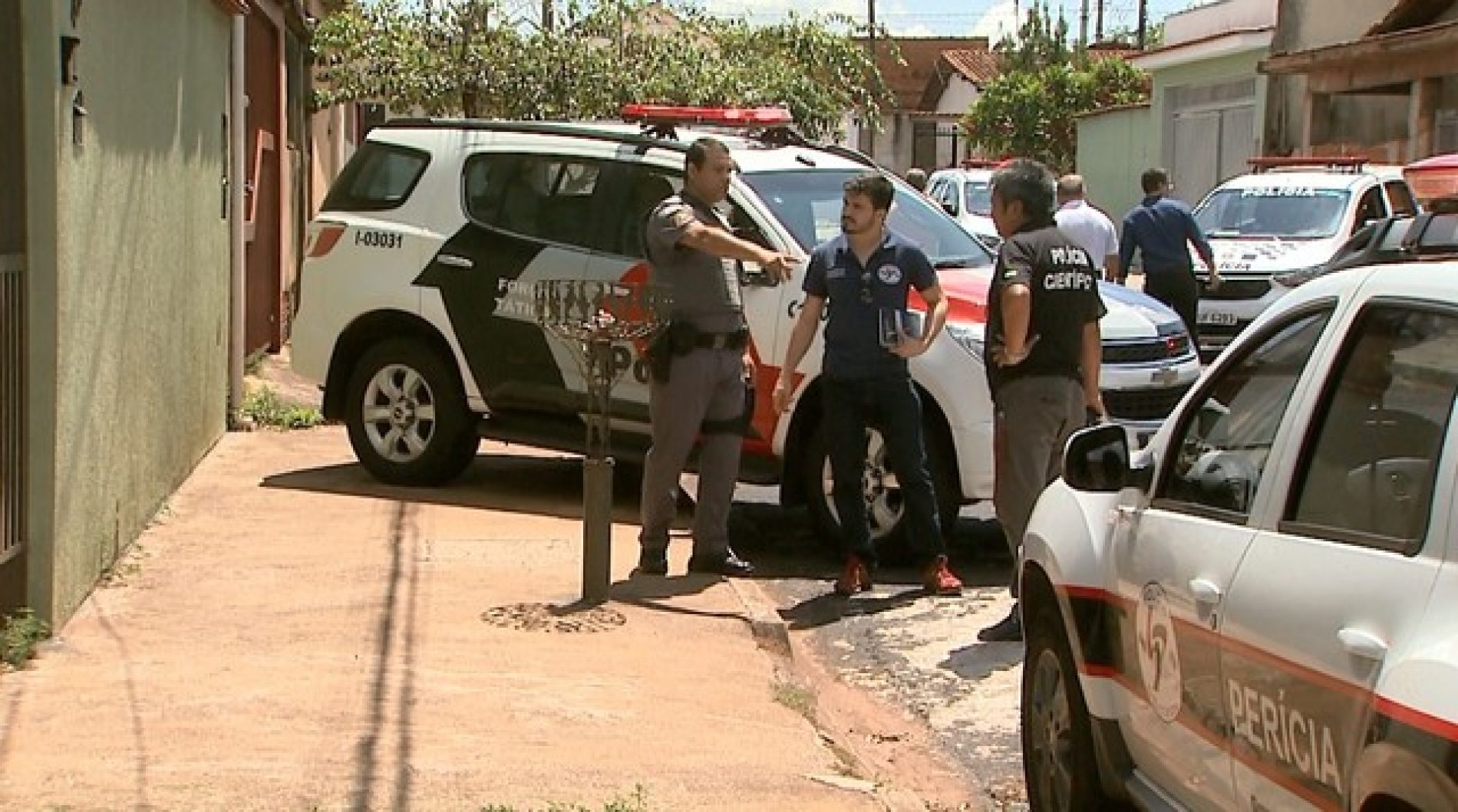 REGIÃO: PM é atropelado por criminosos em moto durante perseguição
