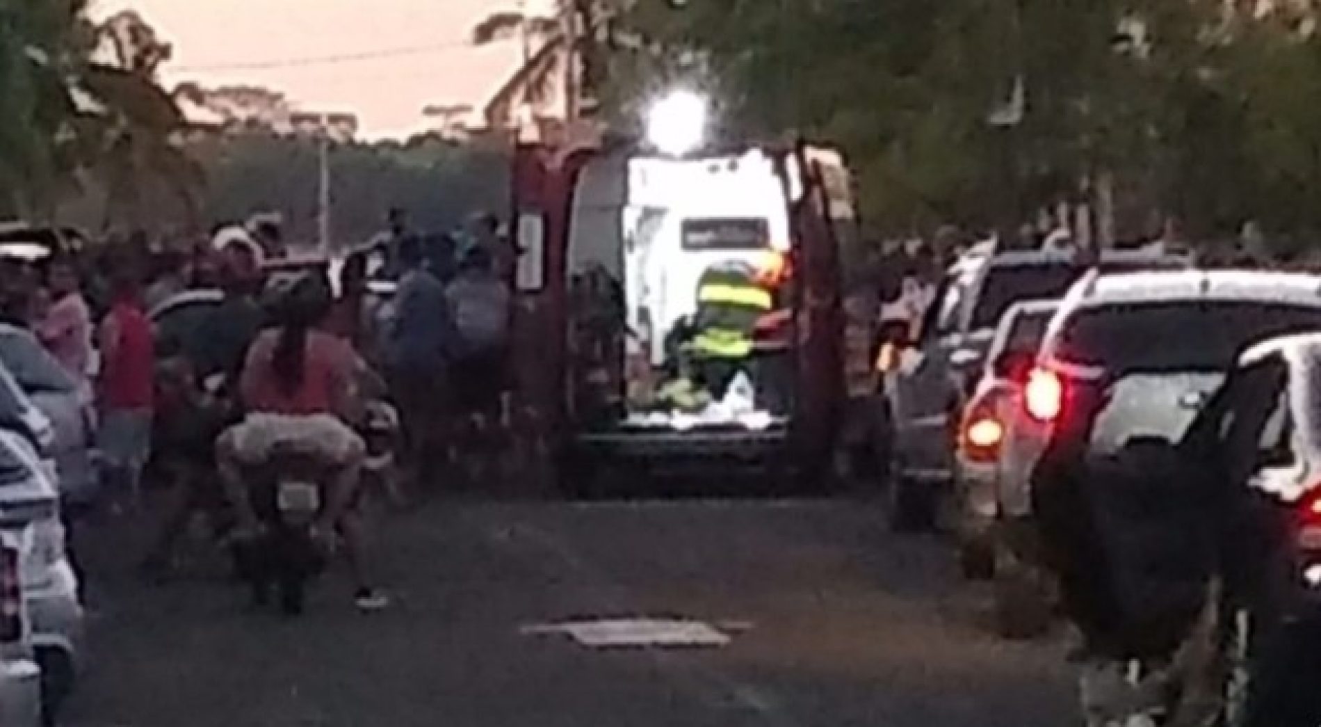 REGIÃO: Policial rodoviário atropela casal na saída de prainha