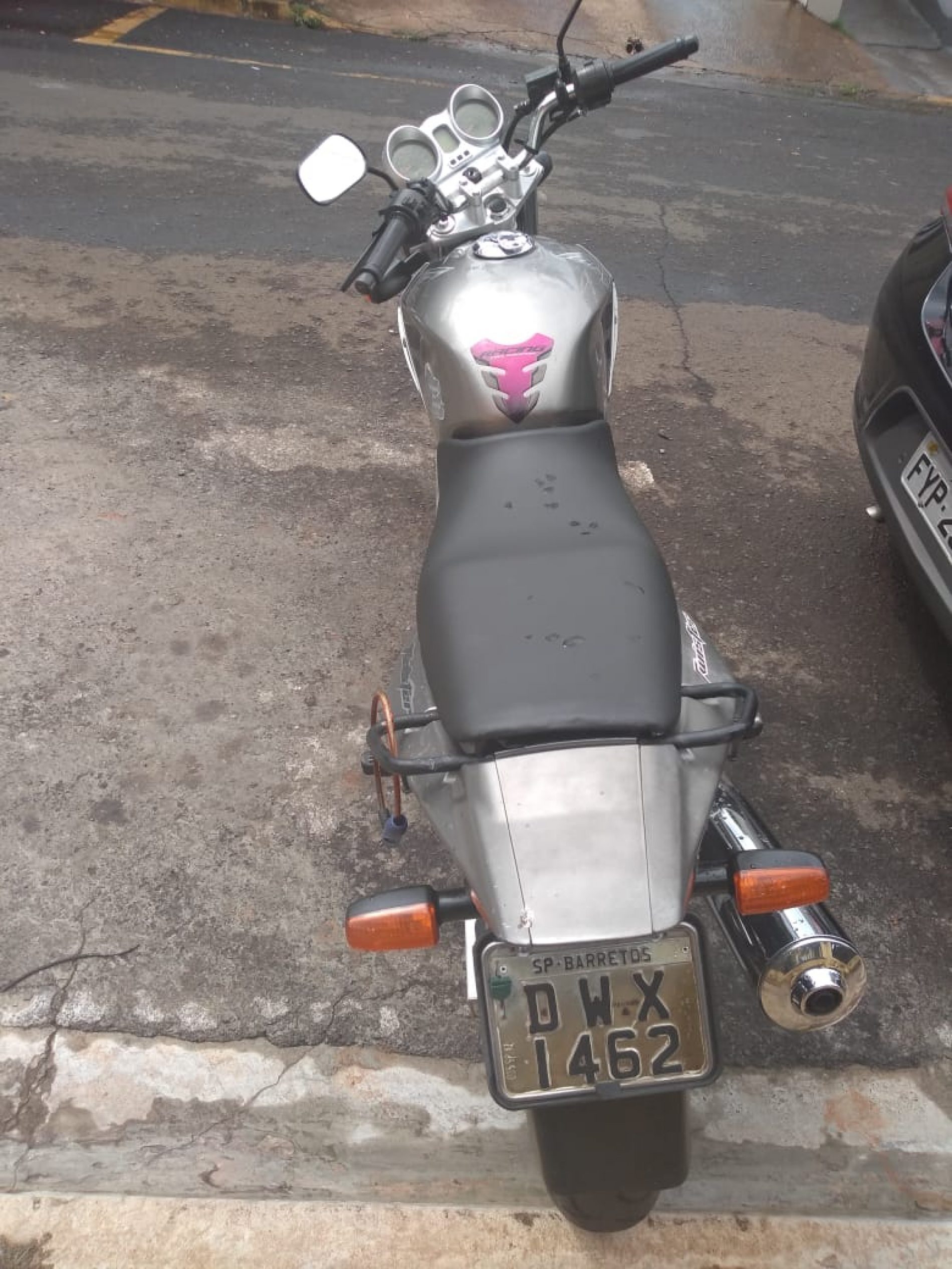 BARRETOS: Polícia Militar prende maior e apreende menor que furtaram motocicleta