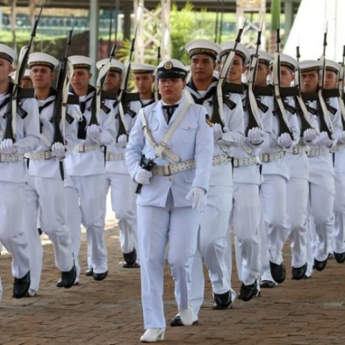 Marinha abre 900 vagas para concurso de ensino médio