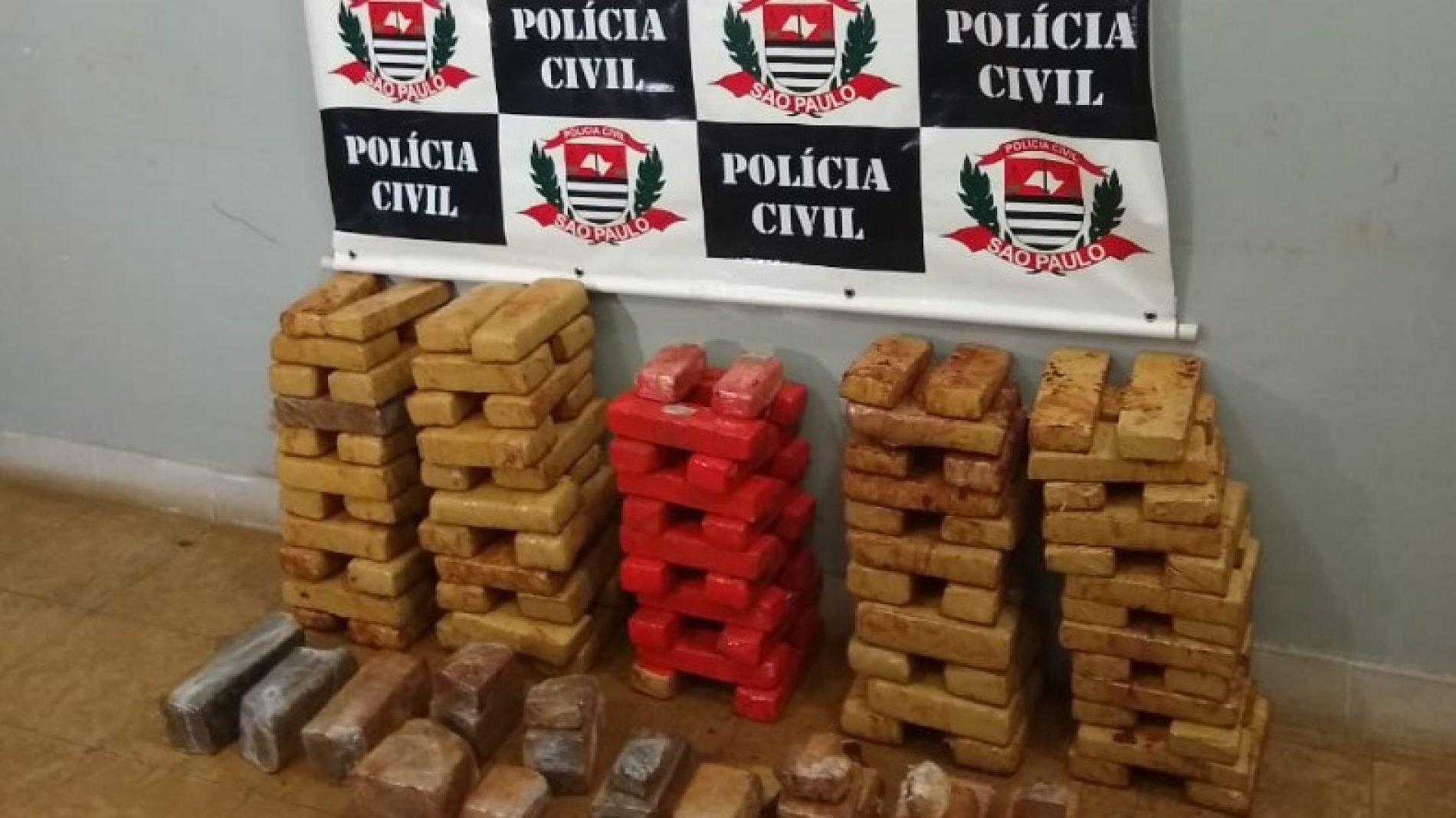 REGIÃO: Polícia Civil apreende 100 kg de maconha