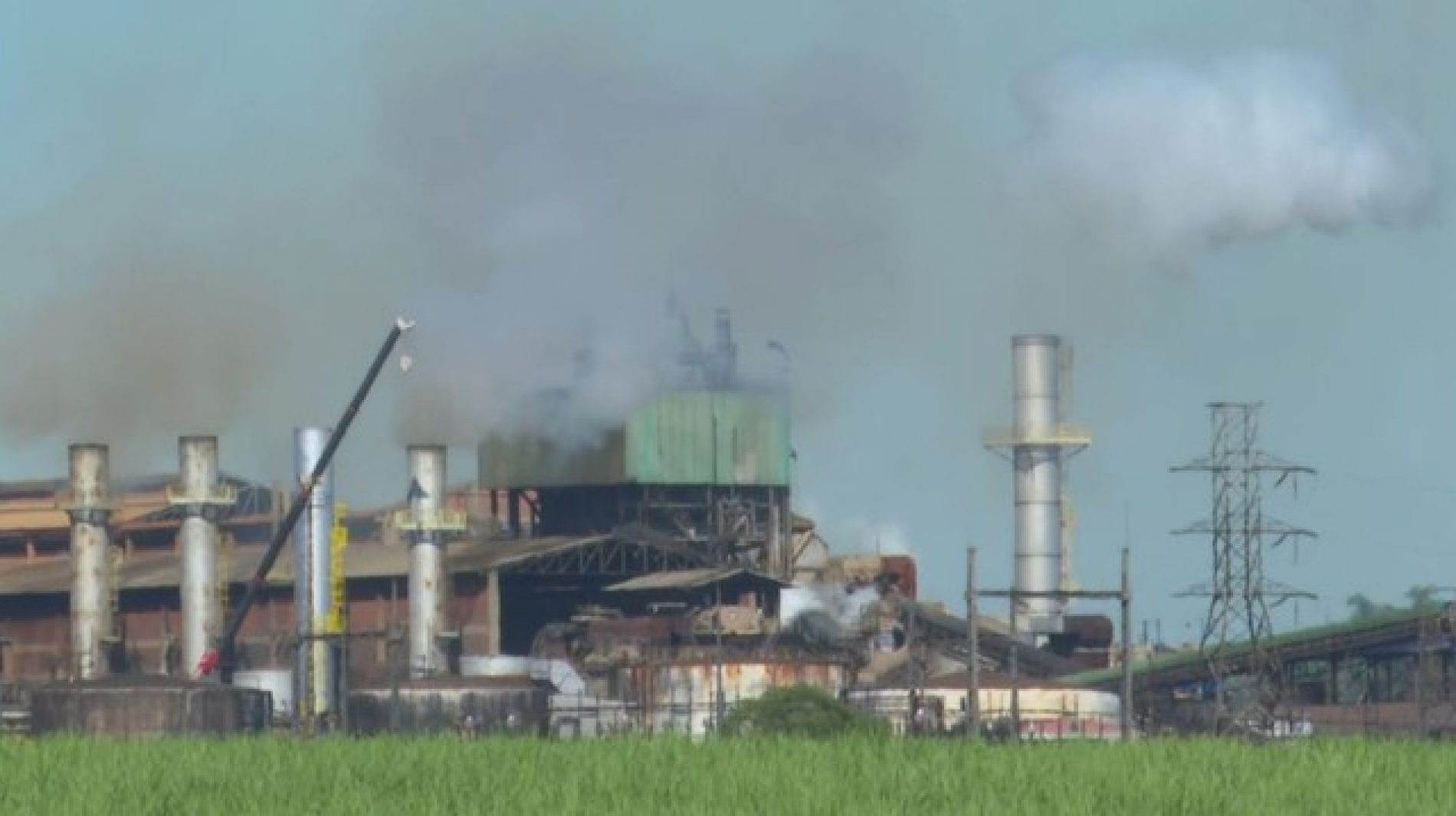 REGIÃO: Álcool 70% fabricado por usinas de cana-de-açúcar no Centro-Sul começa a ser levado a estados