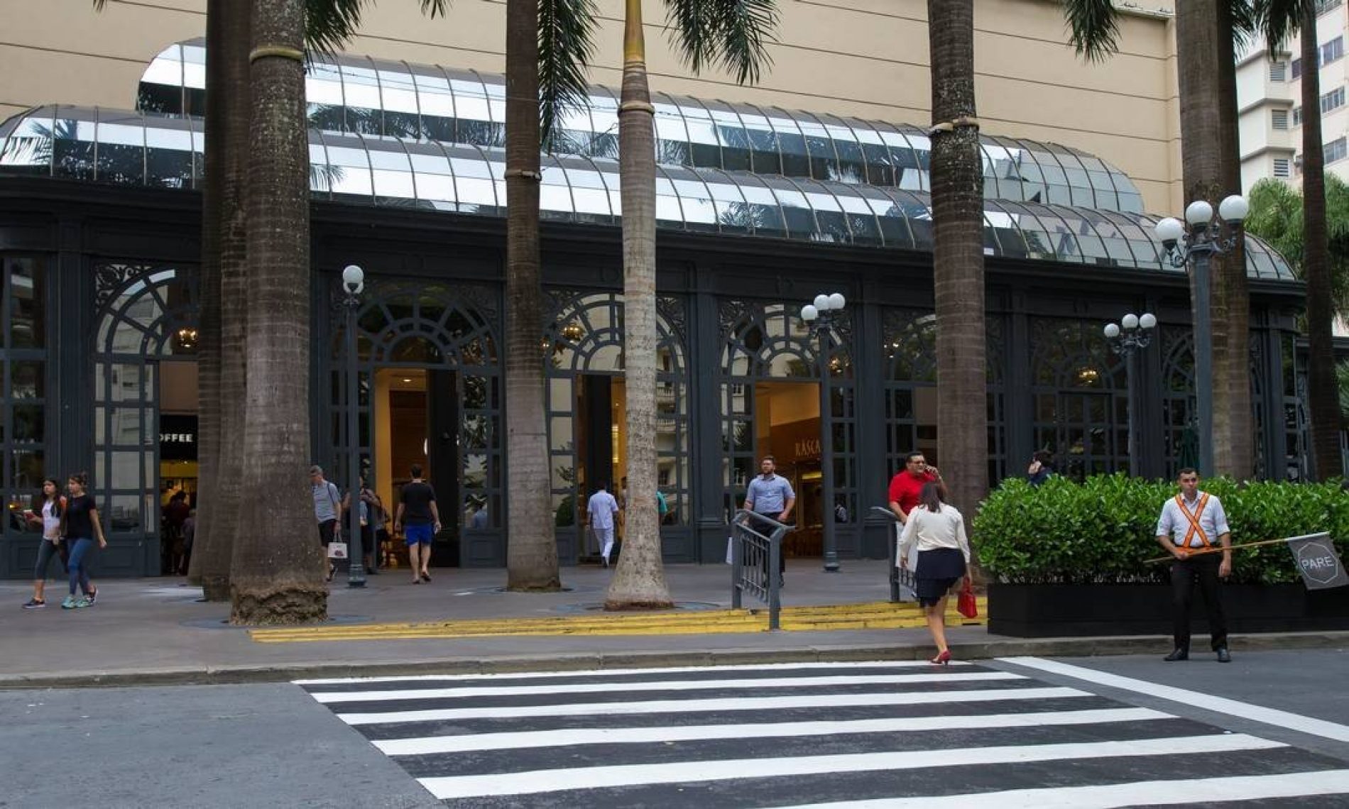 Doria determina o fechamento de shoppings em São Paulo por causa da crise do coronavírus