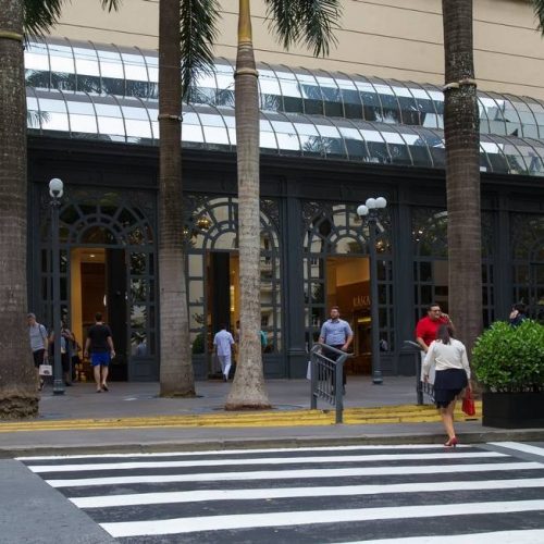 Doria determina o fechamento de shoppings em São Paulo por causa da crise do coronavírus