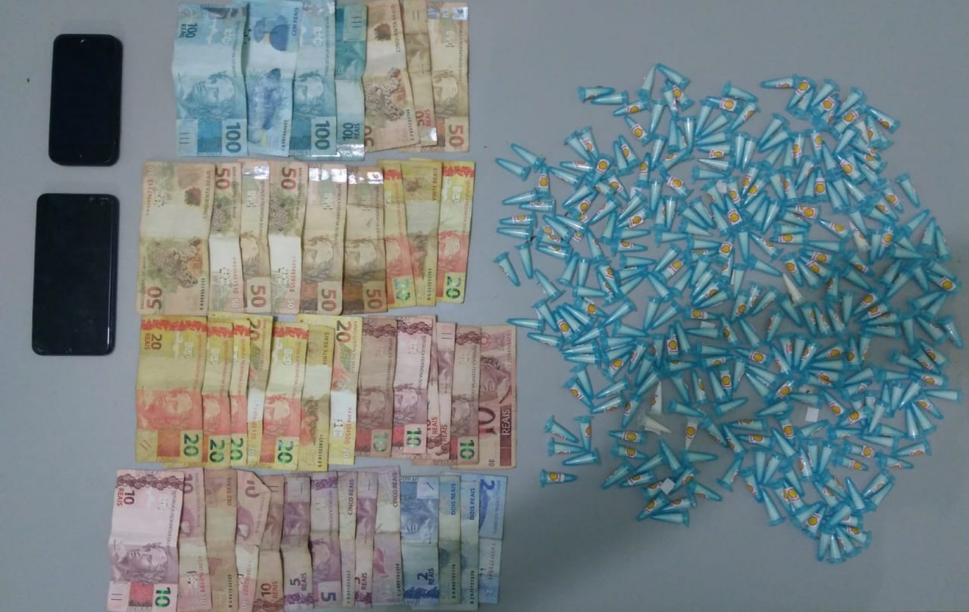 BARRETOS: Autônomo é preso com dinheiro e quase meio quilo de cocaína na “Matinha do Barretos II”