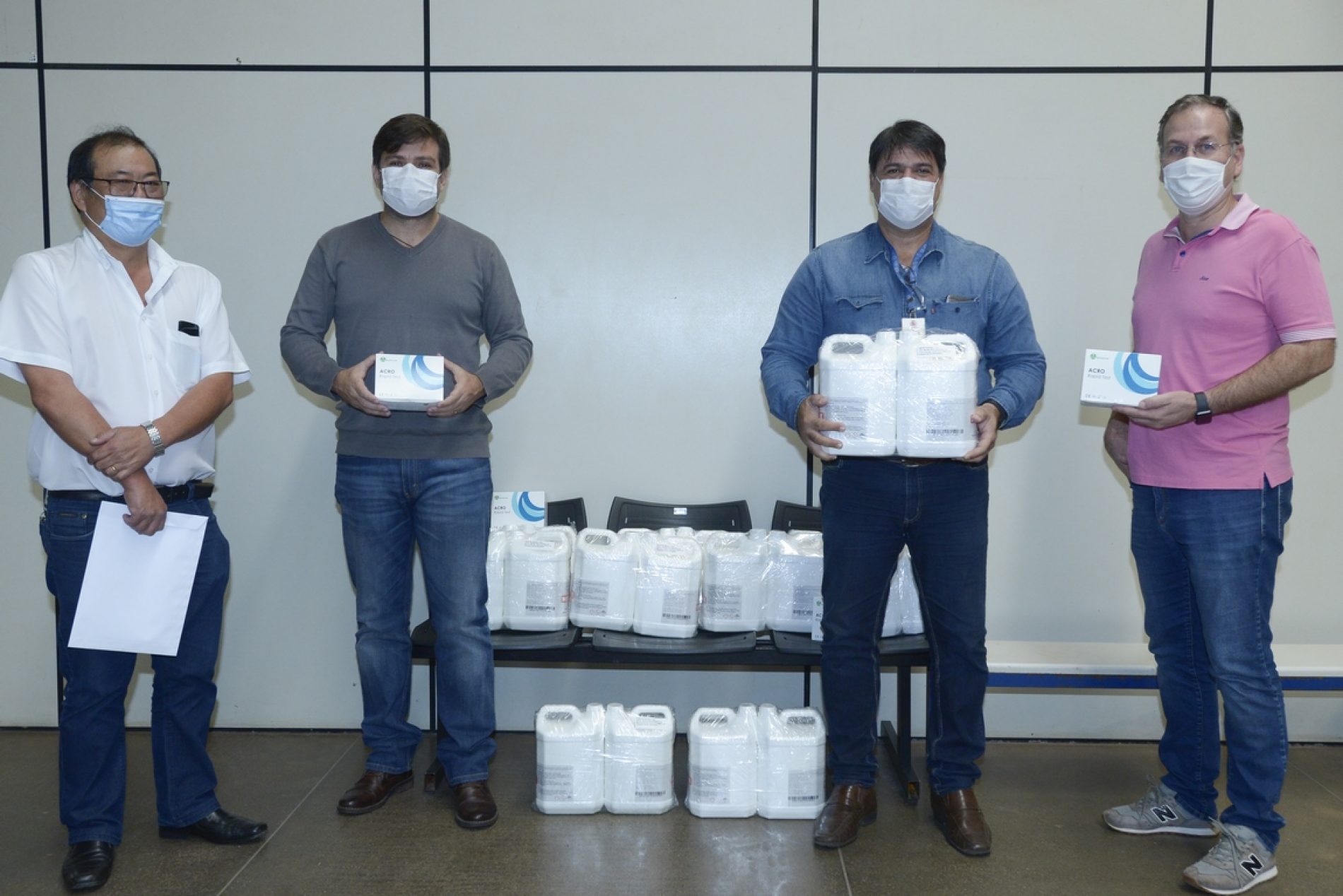 BARRETOS: Testes rápidos e produtos de desinfecção são doados para Prefeitura