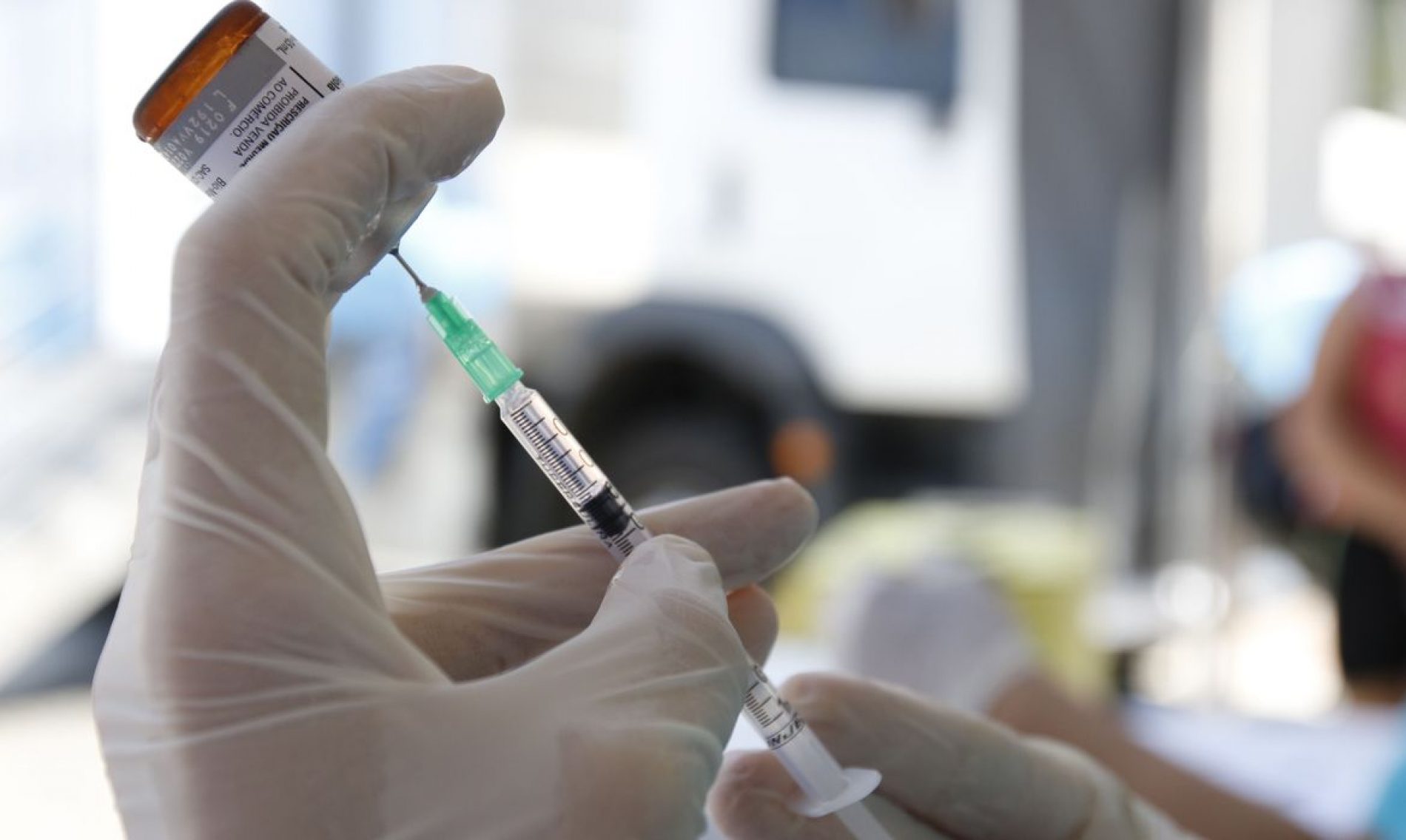 Putin anuncia que Rússia é o 1º país a registrar vacina contra o novo coronavírus; não foram publicados estudos sobre testes
