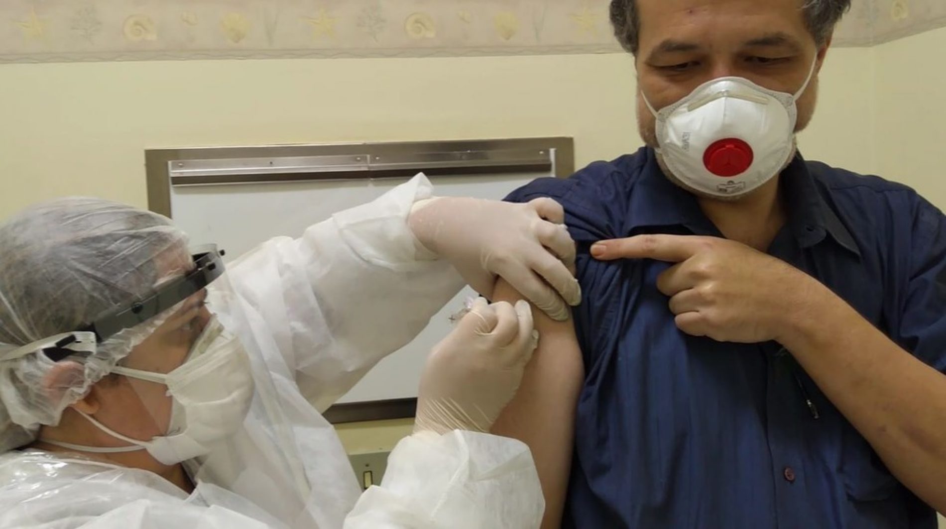 REGIÃO: Voluntários que tomaram dose da vacina chinesa passam bem, diz pesquisador