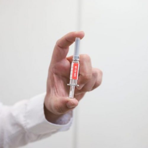 REGIÃO: Voluntários recebem segunda dose teste da vacina nesta sexta