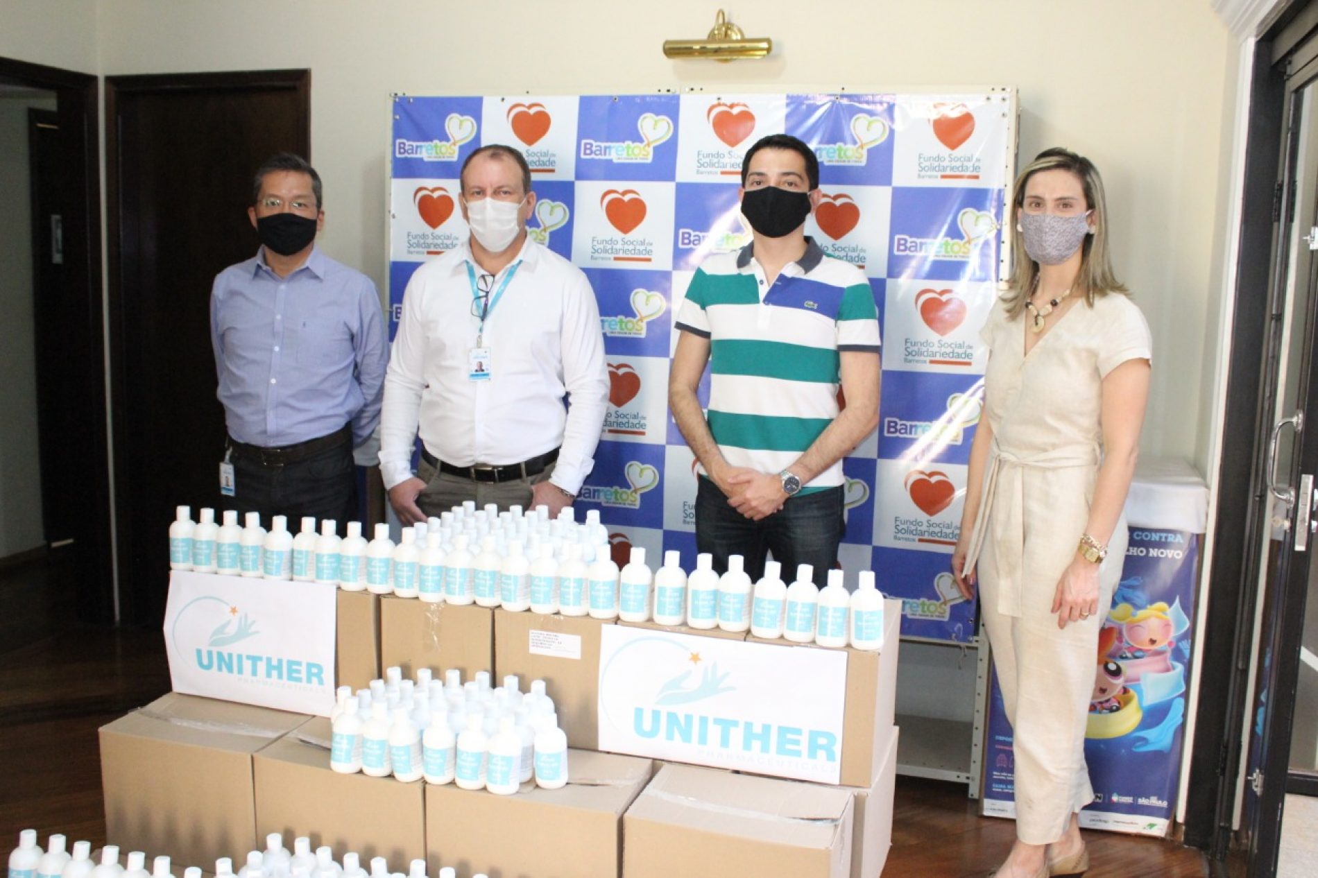 Unither Pharmaceuticals doa mil frascos de álcool em gel ao Fundo Social de Barretos