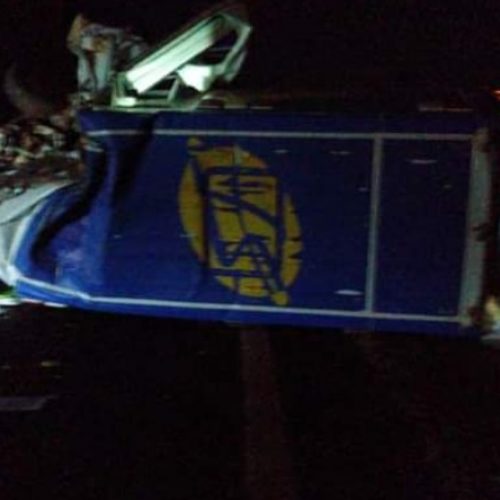 REGIÃO: Colisão de ambulância e canavieiro deixa um morto em rodovia