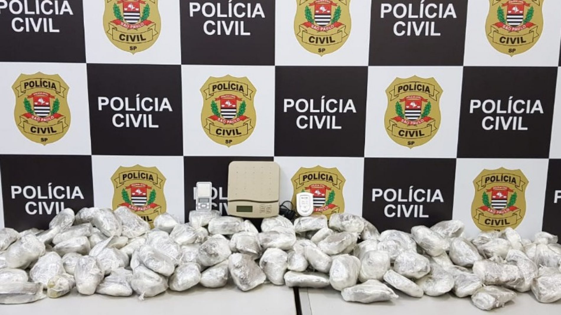 REGIÃO: Polícia encontra quase 40 kg de maconha em casa