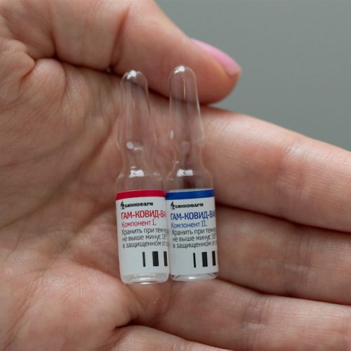 INTERNACIONAL: Primeiro lote da vacina russa contra Covid-19 é liberado para a população